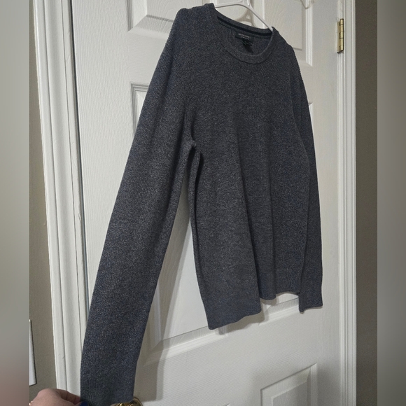 Banana Republic Supima Cotton Cable Knit Crewneck Sweater, Dark Gray, EUC! - Picture 2 of 11